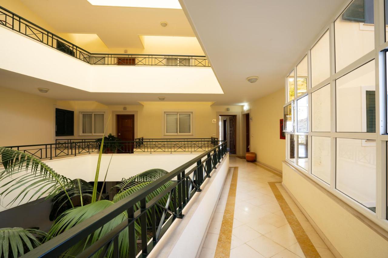 Ocean Breeze Apartment Canico  Ngoại thất bức ảnh